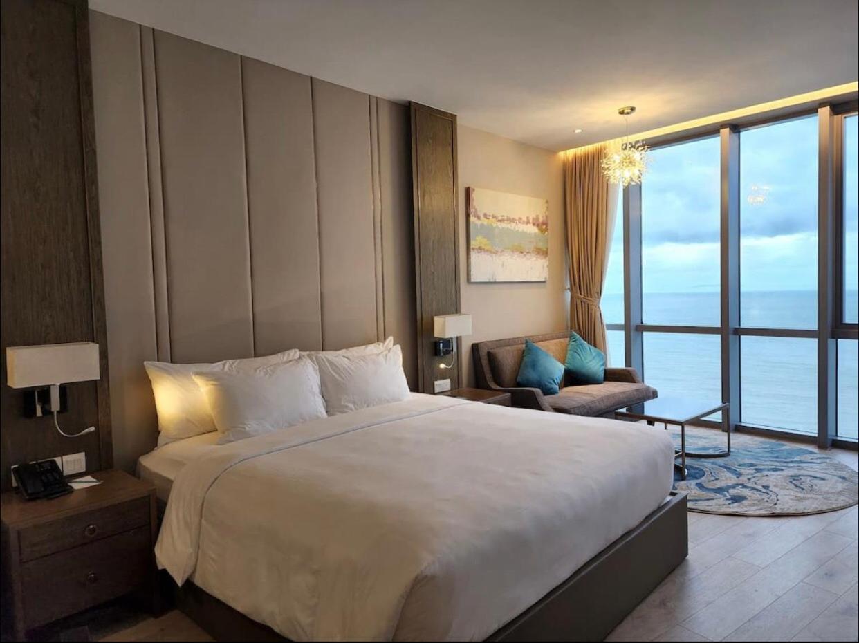 Panorama Oceanfront Suite Nha Trang Exterior foto